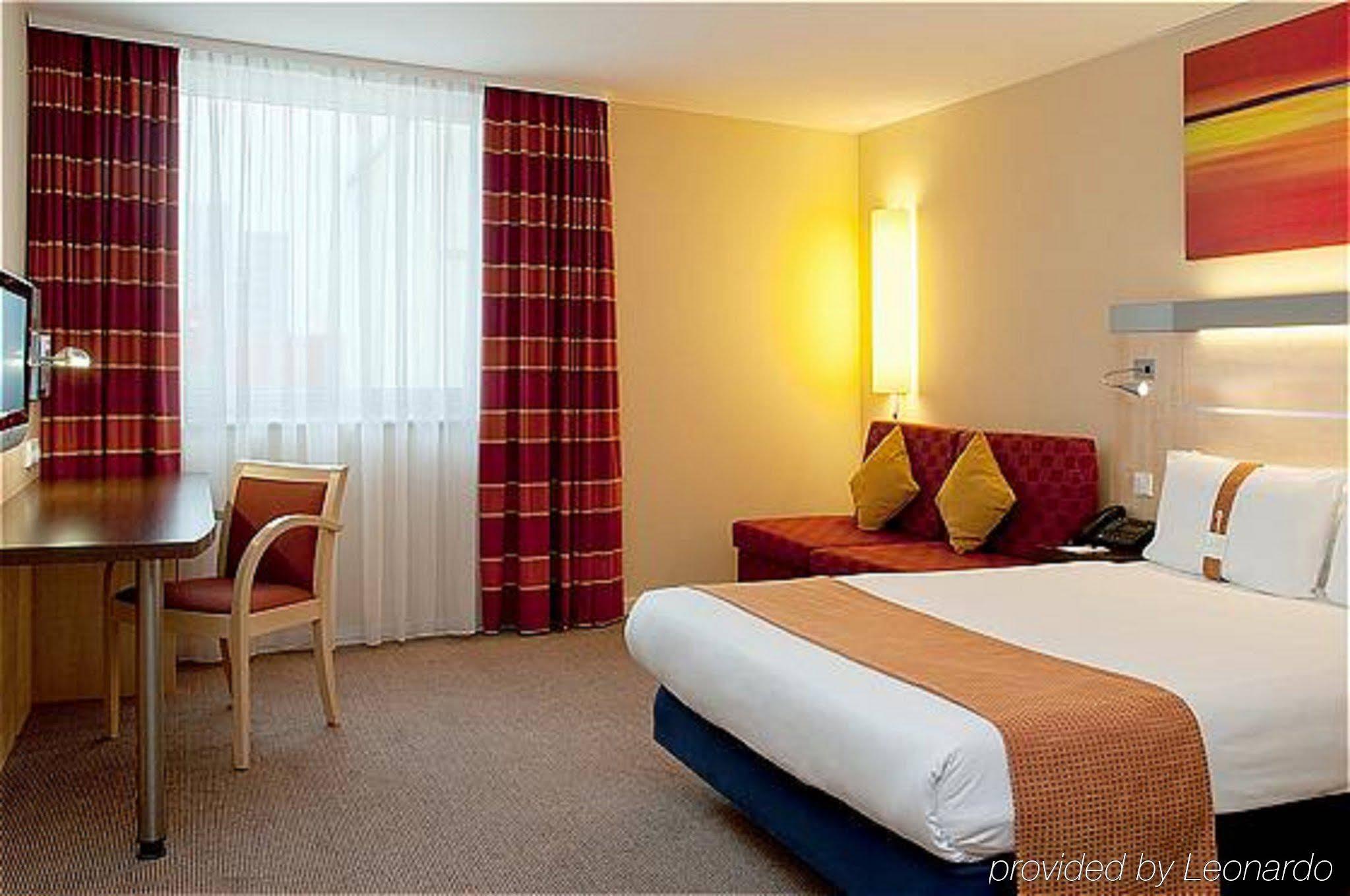 Holiday Inn Express Munich Airport Schwaig bei Nürnberg Екстериор снимка