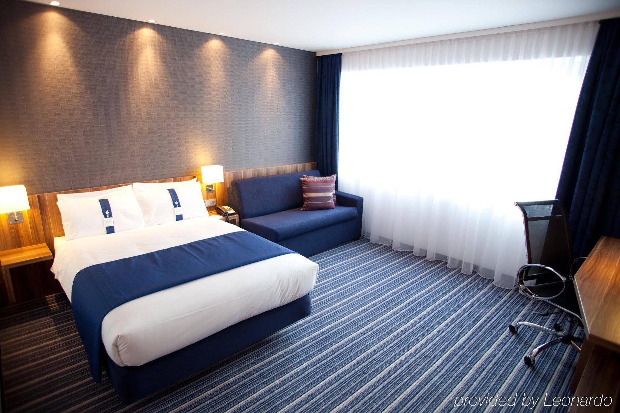 Holiday Inn Express Munich Airport Schwaig bei Nürnberg Екстериор снимка