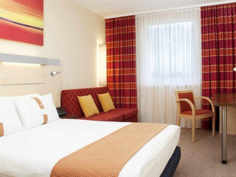 Holiday Inn Express Munich Airport Schwaig bei Nürnberg Екстериор снимка