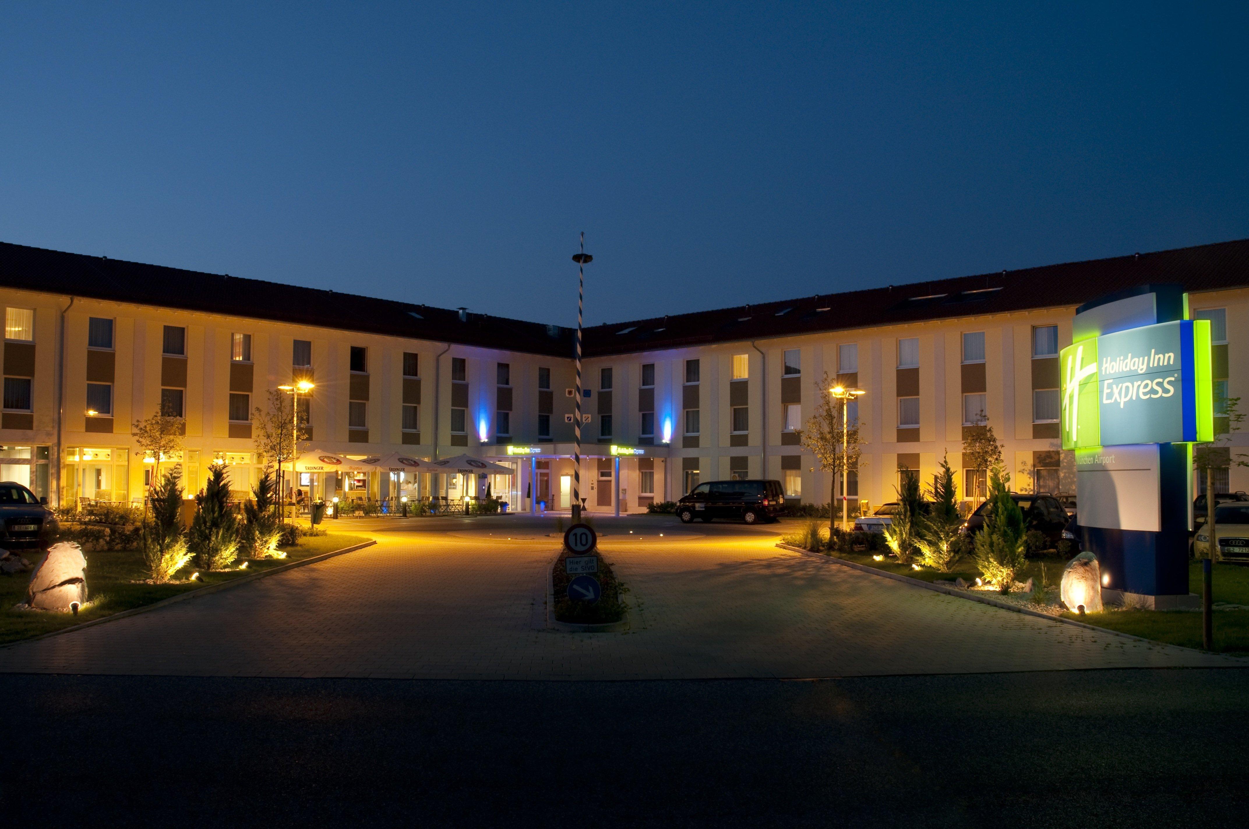 Holiday Inn Express Munich Airport Schwaig bei Nürnberg Екстериор снимка