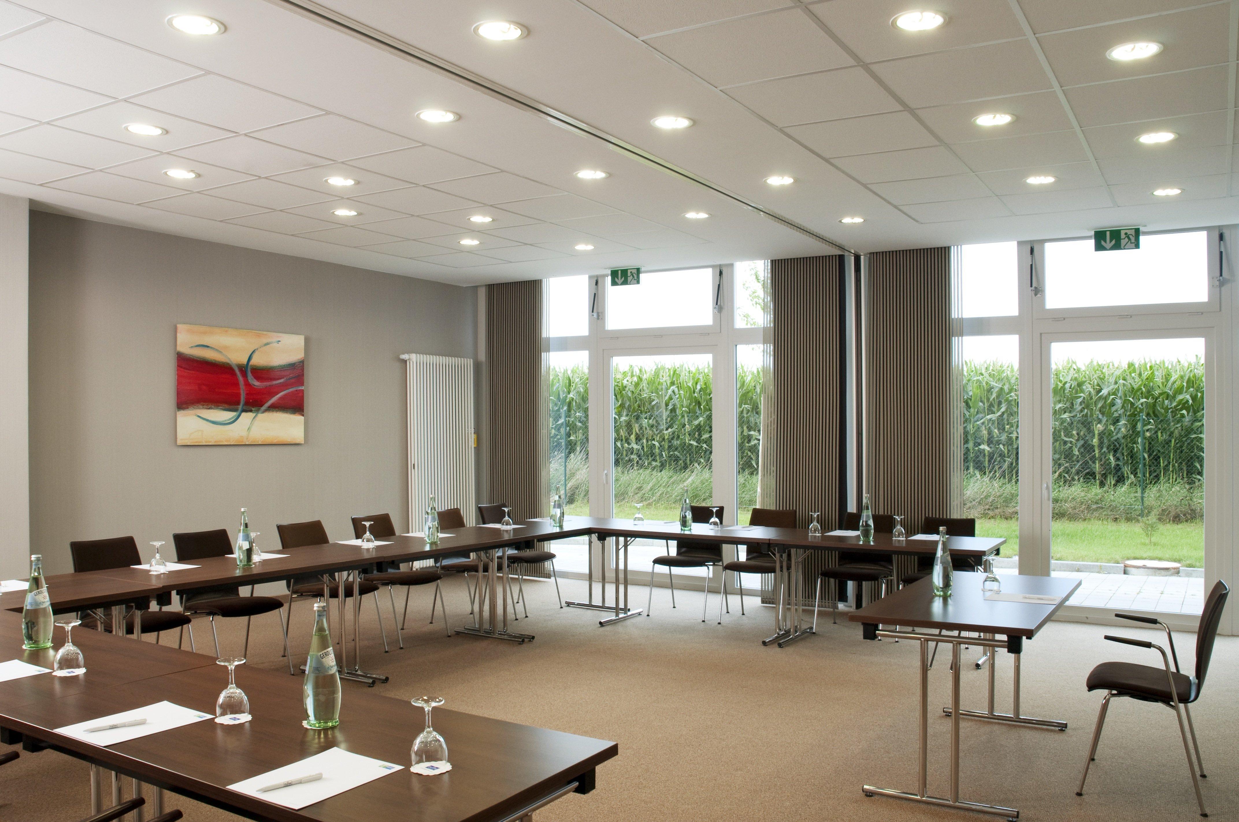 Holiday Inn Express Munich Airport Schwaig bei Nürnberg Екстериор снимка